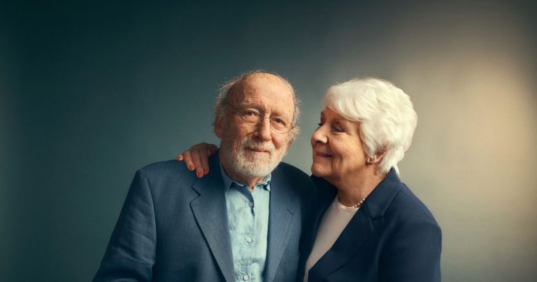 Liefdesbrieven twee legendarische acteurs. één tijdloze liefdesgeschiedenis — theater in Den Helder